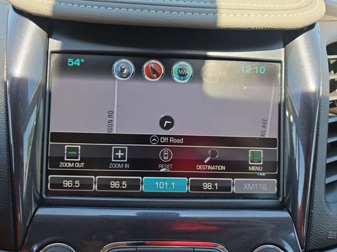 Used 2018 Chevrolet Impala Premier FWD image 19