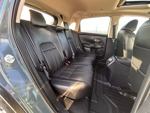 Used 2023 Honda HR-V EX-L image 42