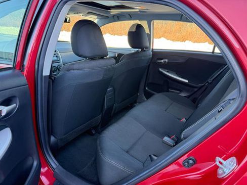 Used 2012 Toyota Corolla S image 15