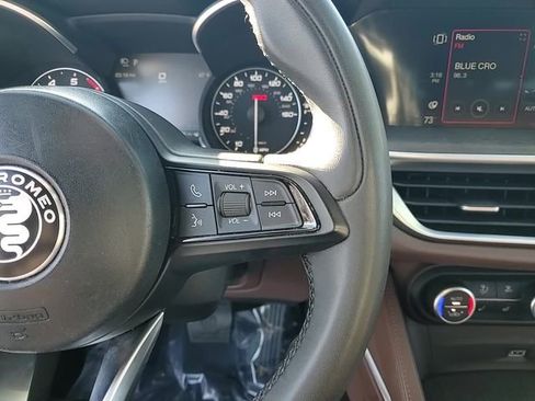 Used 2020 Alfa Romeo Stelvio Ti image 18