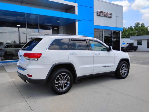 Used 2017 Jeep Grand Cherokee Limited AWD/4WD image 6
