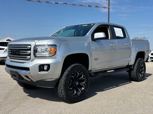 Used 2016 GMC Canyon SLE w/ All Terrain Package image 7