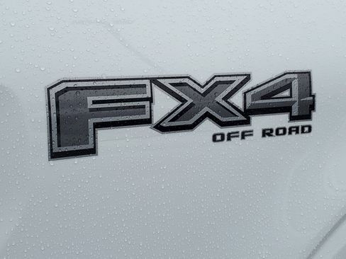 Used 2025 Ford F150 Lariat w/ Equipment Group 502A High image 6