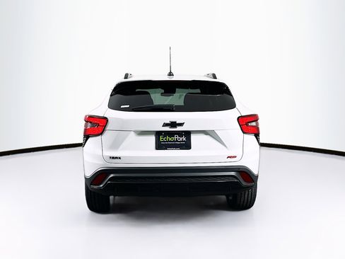 Used 2024 Chevrolet Trax RS w/ Driver Confidence Package FWD image 7