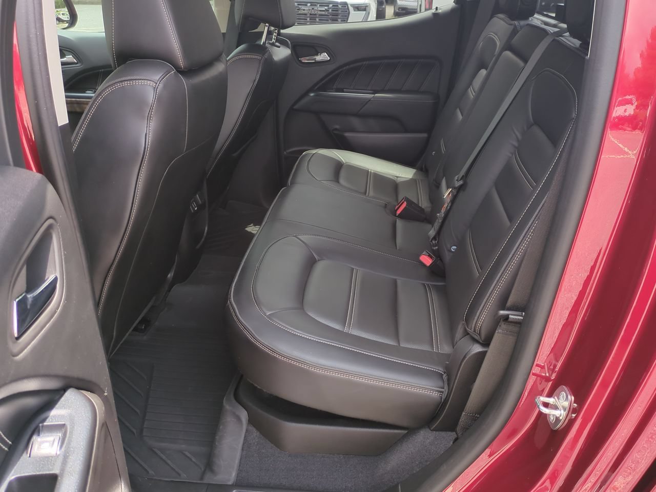 Used 2021 GMC Canyon Denali RWD image 25