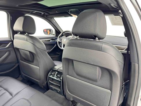 Used 2018 BMW 530e image 38