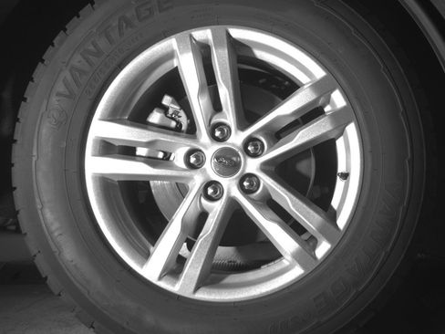 Used 2024 Ford Explorer XLT w/ Equipment Group 202A RWD image 15