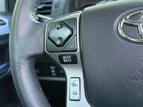 Used 2022 Toyota 4Runner Limited AWD/4WD image 20