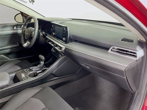 Used 2023 Kia K5 LXS image 28