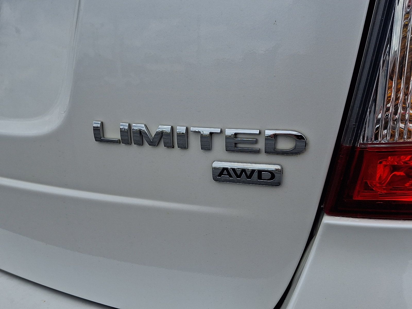 Used 2013 Ford Edge Limited AWD/4WD image 30