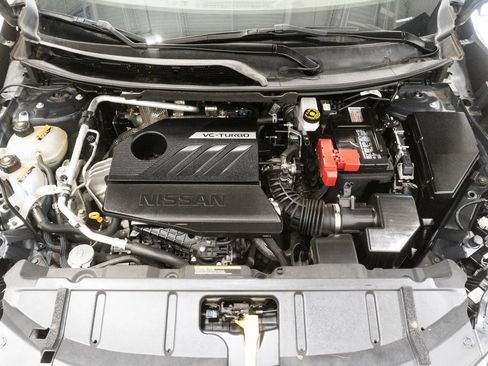Used 2023 Nissan Rogue S AWD/4WD image 3