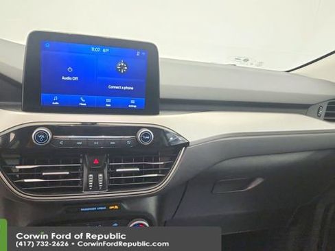 Certified 2022 Ford Escape SE FWD image 19