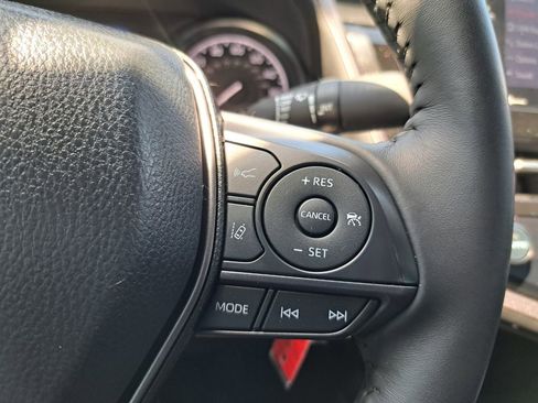 Used 2024 Toyota Camry SE FWD image 13