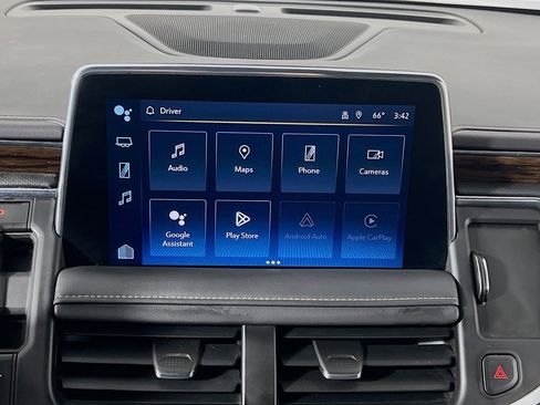 Used 2023 Chevrolet Suburban Premier image 15