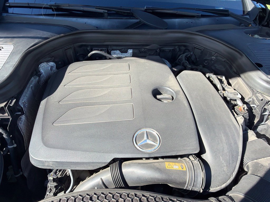 Used 2021 Mercedes-Benz GLC 300 image 26