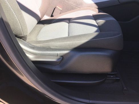 Used 2023 Chevrolet Blazer LT w/ Convenience Package image 23