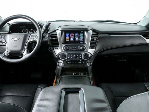 Used 2015 Chevrolet Suburban LTZ RWD image 19