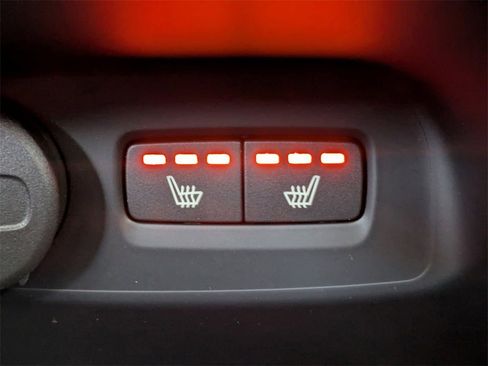 New 2026 Volvo XC40 B5 Core w/ Protection Package Premier image 19