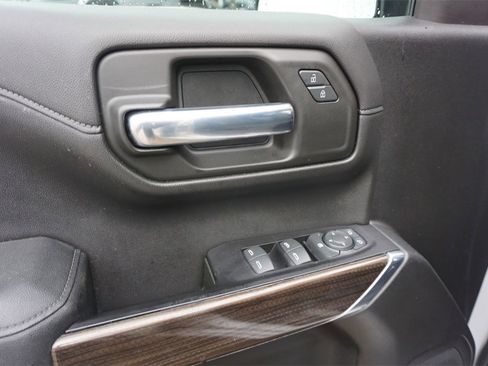 Used 2019 Chevrolet Silverado 1500 LT w/ All-Star Edition image 4