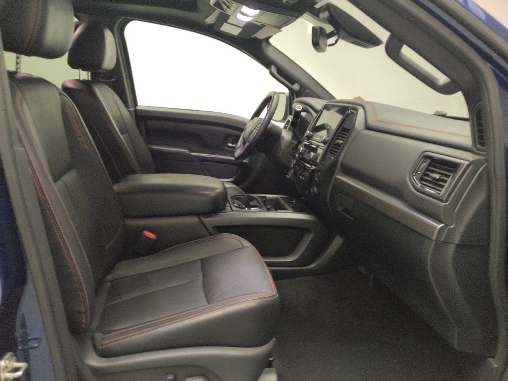 Used 2021 Nissan Titan PRO-4X w/ Pro-4x Convenience Package AWD/4WD image 21