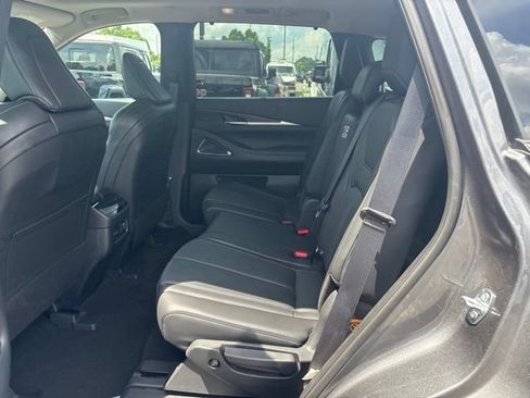 Used 2025 INFINITI QX60 Sensory w/ Vision Package AWD/4WD image 17