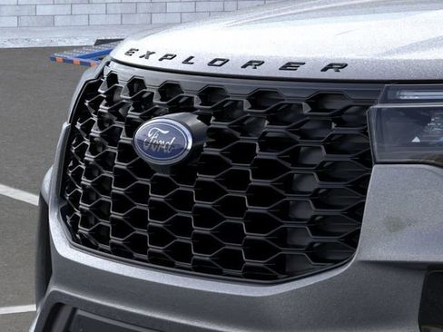 New 2026 Ford Explorer ST-Line image 17