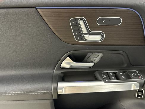 Certified 2026 Mercedes-Benz GLB 250 4MATIC image 13