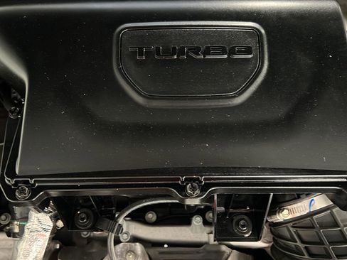 Used 2025 Jeep Compass Trailhawk image 13