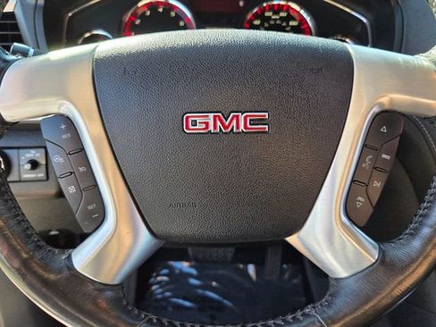 Used 2017 GMC Acadia Limited SLT image 28