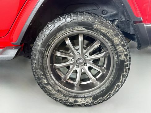 Used 2021 Jeep Wrangler Unlimited Sahara AWD/4WD image 29