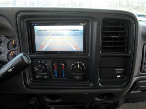 Used 2003 Chevrolet Silverado 1500 LS AWD/4WD image 23