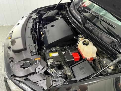 Used 2020 Chevrolet Traverse LT FWD image 27