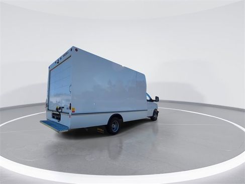 New 2025 GMC Savana 3500 Extended w/ Power Convenience Package image 8