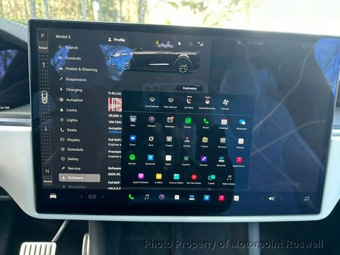 Used 2024 Tesla Model X Plaid image 14