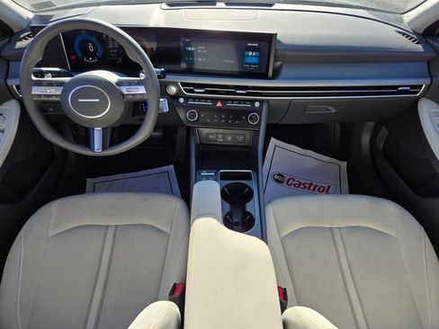 Used 2025 Hyundai Sonata SEL FWD image 14
