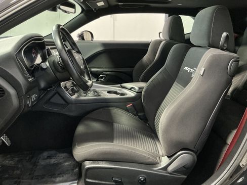 Used 2019 Dodge Challenger SRT Hellcat image 21