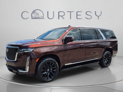 Used 2023 Cadillac Escalade ESV Premium Luxury AWD/4WD image 1