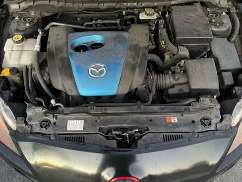 Used 2013 MAZDA MAZDA3 i Touring FWD image 19