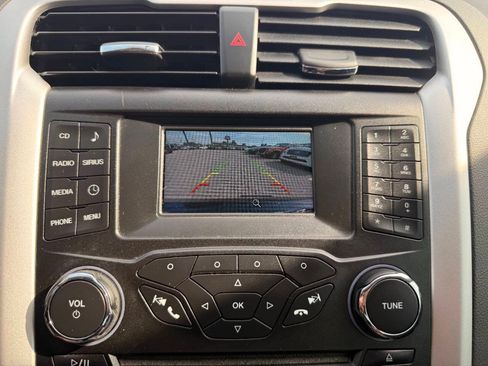 Used 2015 Ford Fusion SE w/ Equipment Group 201A FWD image 43