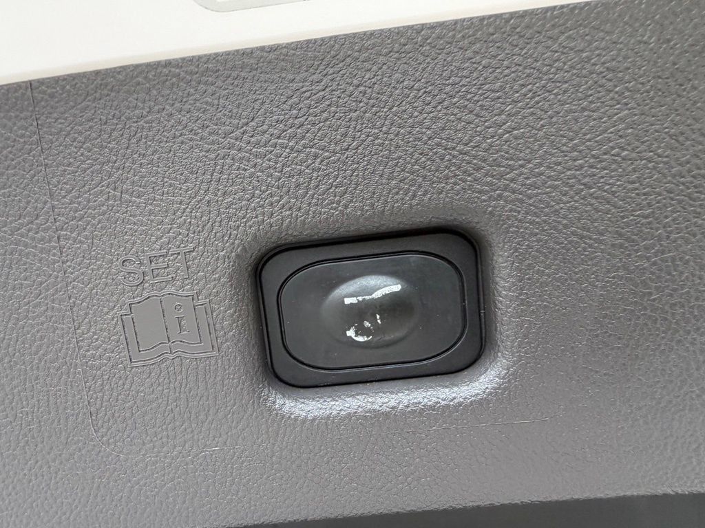 Used 2019 Lincoln Nautilus Reserve AWD/4WD image 46