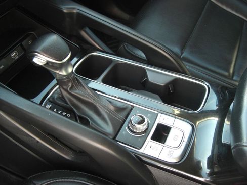 Used 2020 Kia Telluride LX image 8