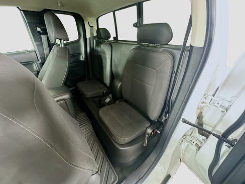 Used 2018 Chevrolet Colorado LT w/ LT Convenience Package RWD image 25
