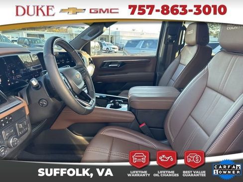 Used 2025 Chevrolet Tahoe High Country image 3