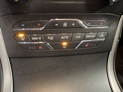 Used 2020 Ford Edge SEL w/ Convenience Package image 18