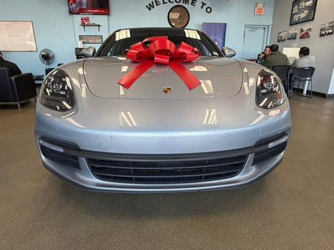 Used 2019 Porsche Panamera 4 image 9