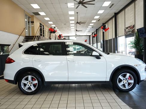Used 2014 Porsche Cayenne S AWD/4WD image 16