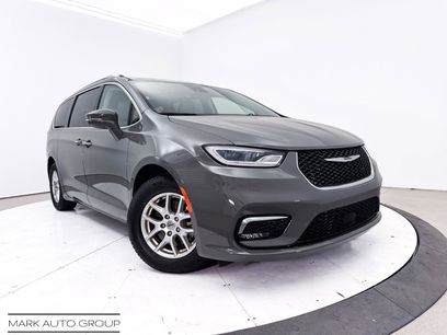 Used 2021 Chrysler Pacifica Touring-L