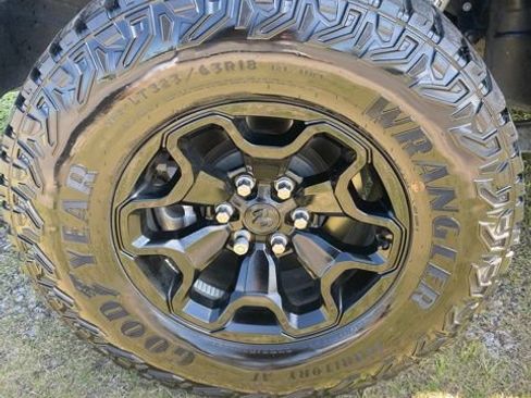 Used 2024 RAM 1500 TRX w/ TRX Level 2 Equipment Group AWD/4WD image 8