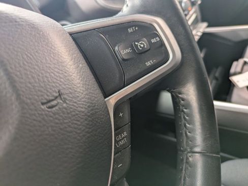 Used 2020 RAM 1500 Lone Star AWD/4WD image 14