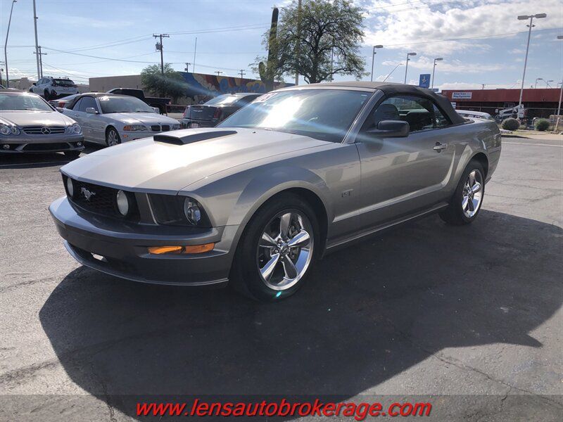Used 2008 Ford Mustang GT RWD image 3